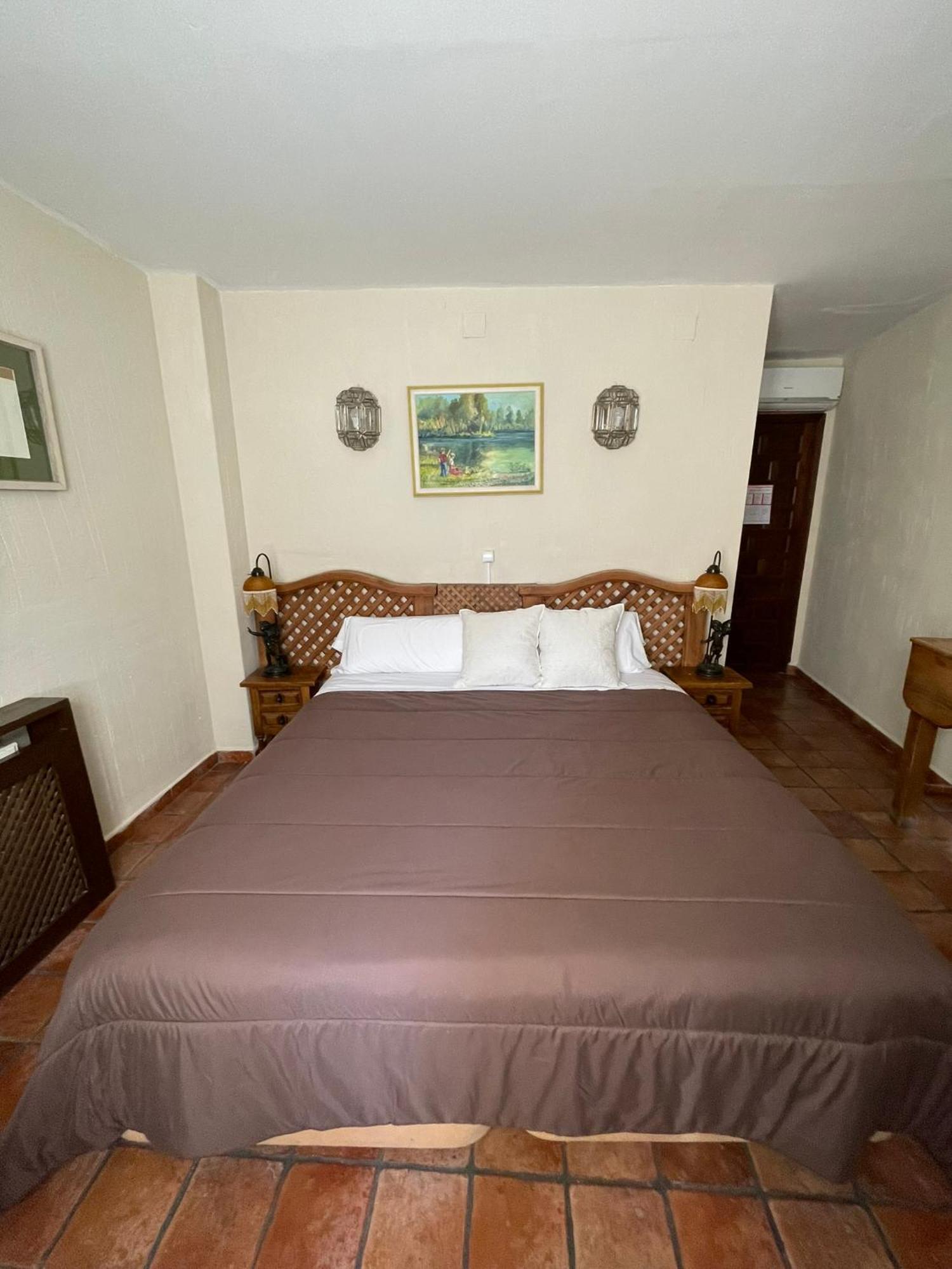 Hostal Posada Huecar Cuenca  Ngoại thất bức ảnh