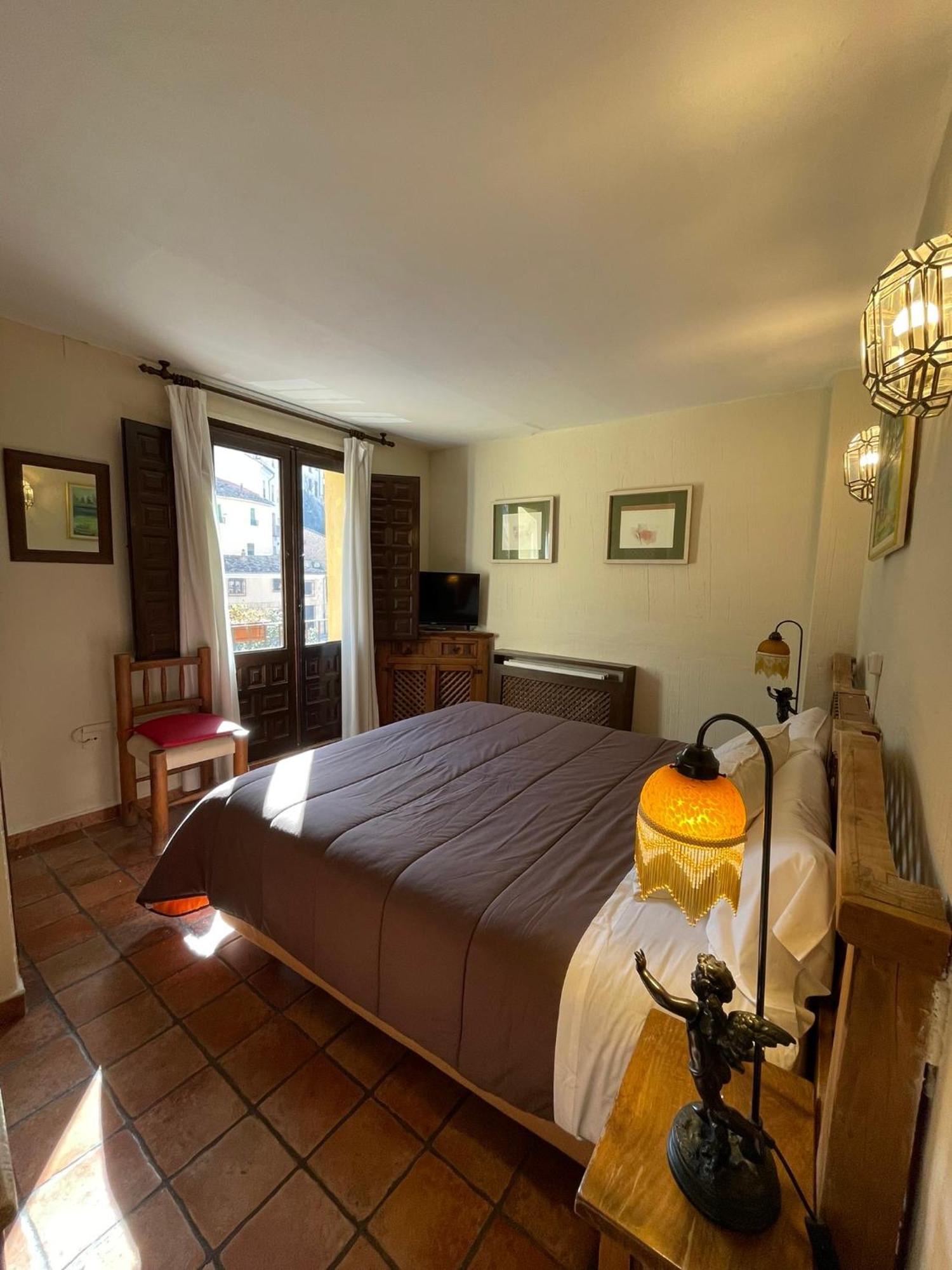 Hostal Posada Huecar Cuenca  Ngoại thất bức ảnh