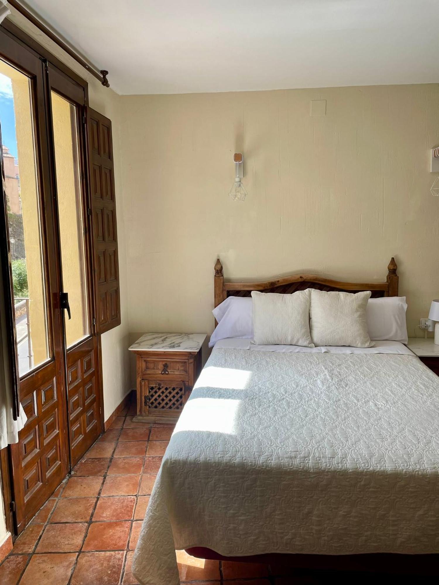 Hostal Posada Huecar Cuenca  Ngoại thất bức ảnh