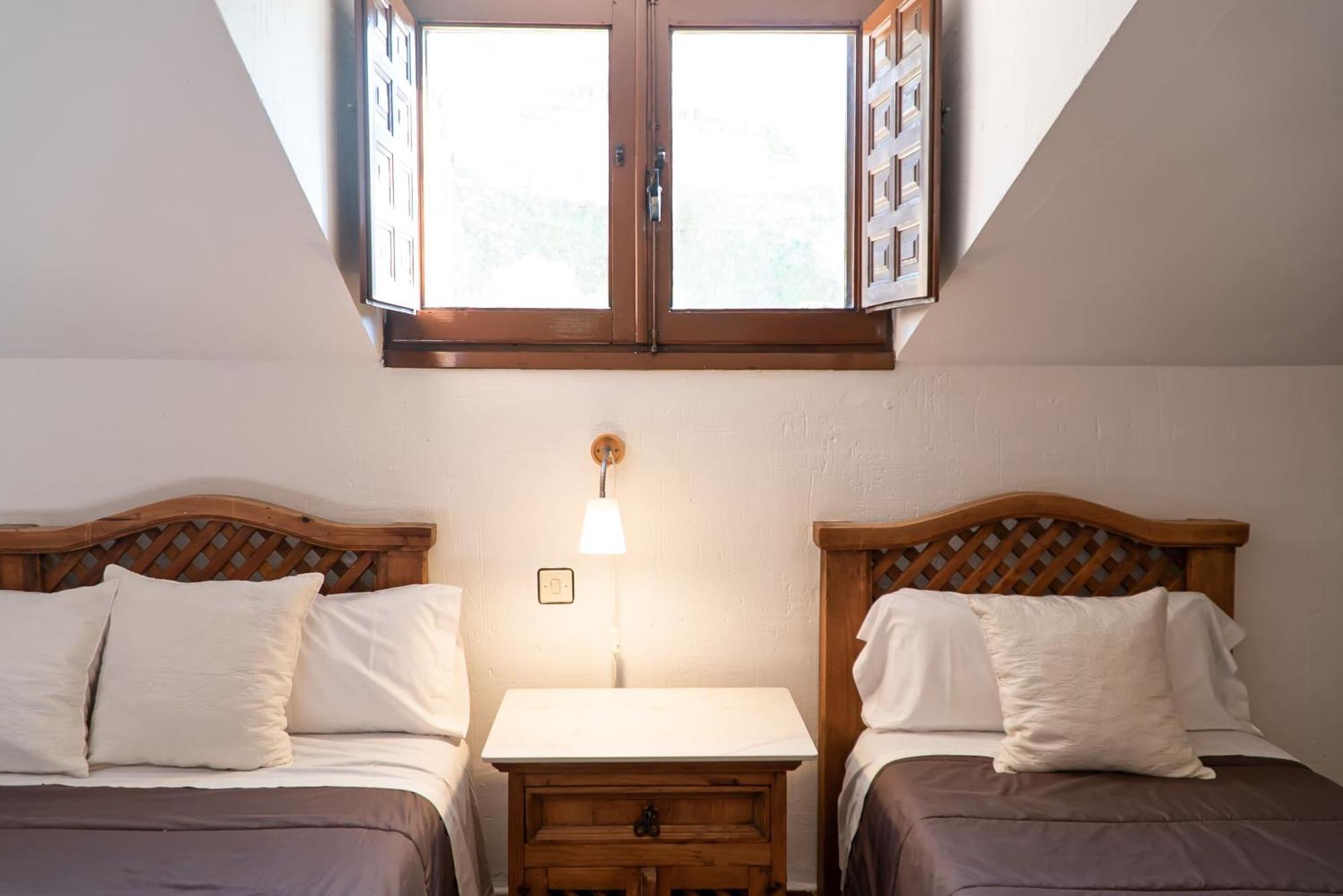 Hostal Posada Huecar Cuenca  Ngoại thất bức ảnh